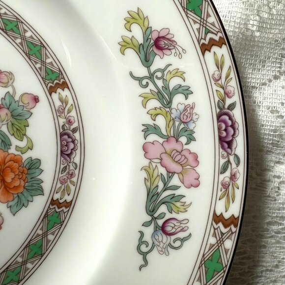 WEDGWOOD “Kutani Crane” Dinner Plate – Bone China, Multicolor Floral, Brown Trim - Picture 5 of 9